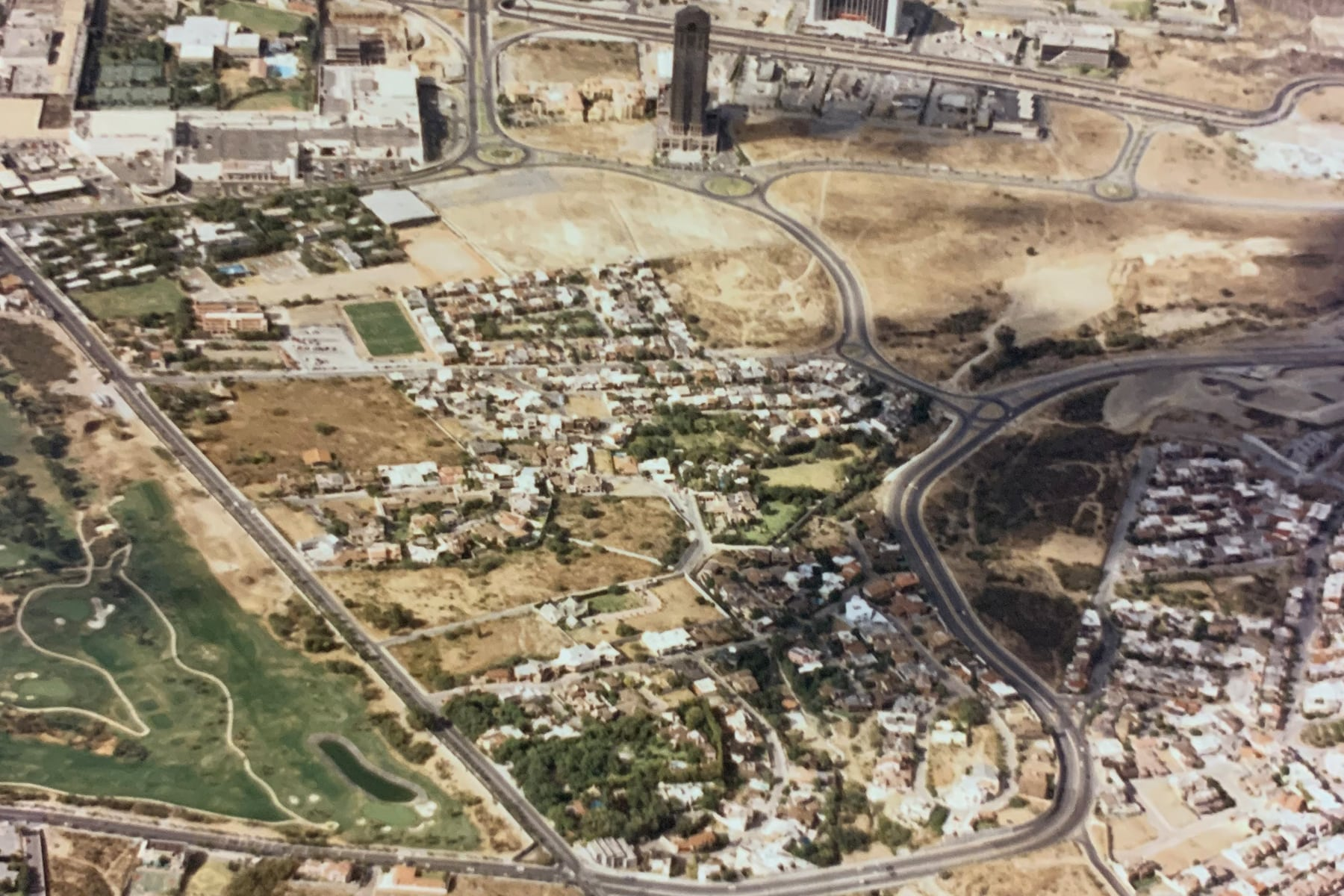 implang-fotos-historicas-Vista-Aerea-Zona-Valle-Oriente-1